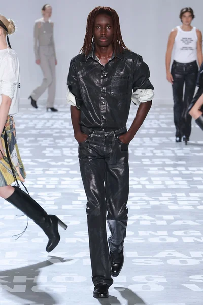 Look 38